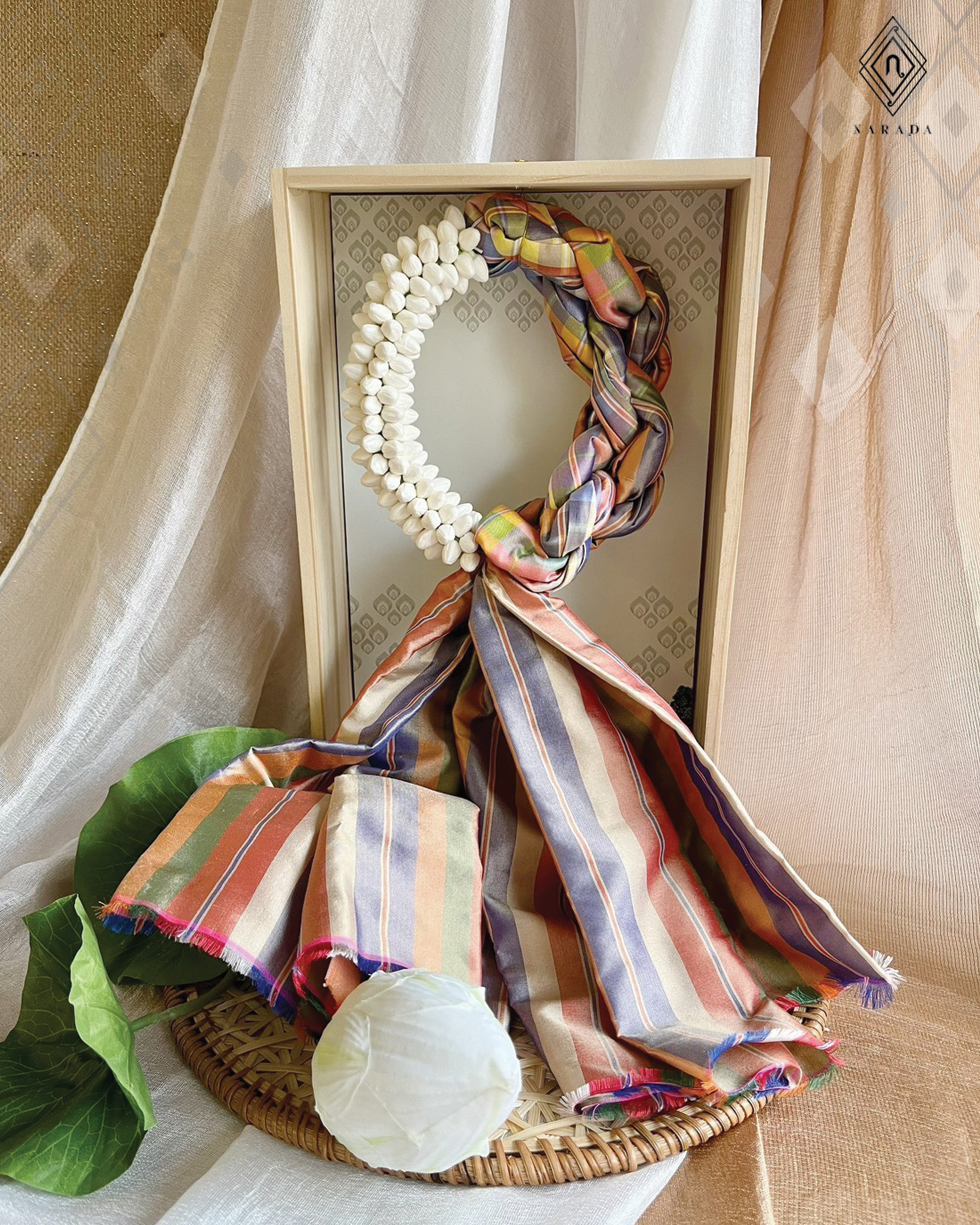 Authentic Silk Fabric Garland - MS40