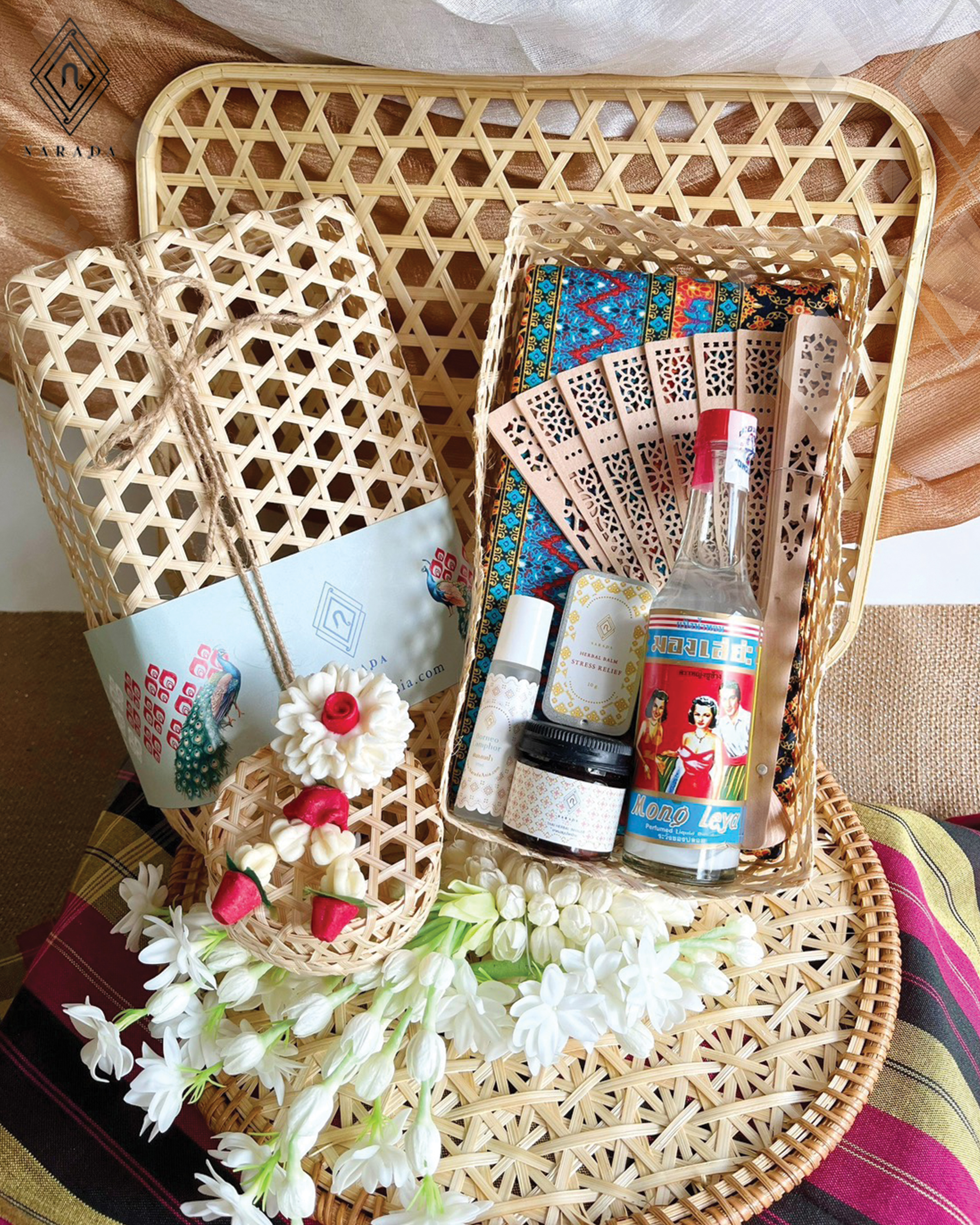 Thai Sarong Set with Refreshing Aromatic Inhaler in a Woven Wicker Box - TT200