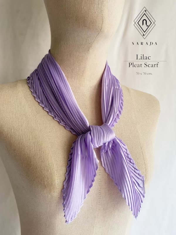 ผ้าพันคอซาตินอัดพลีท Lilac 01N-707004