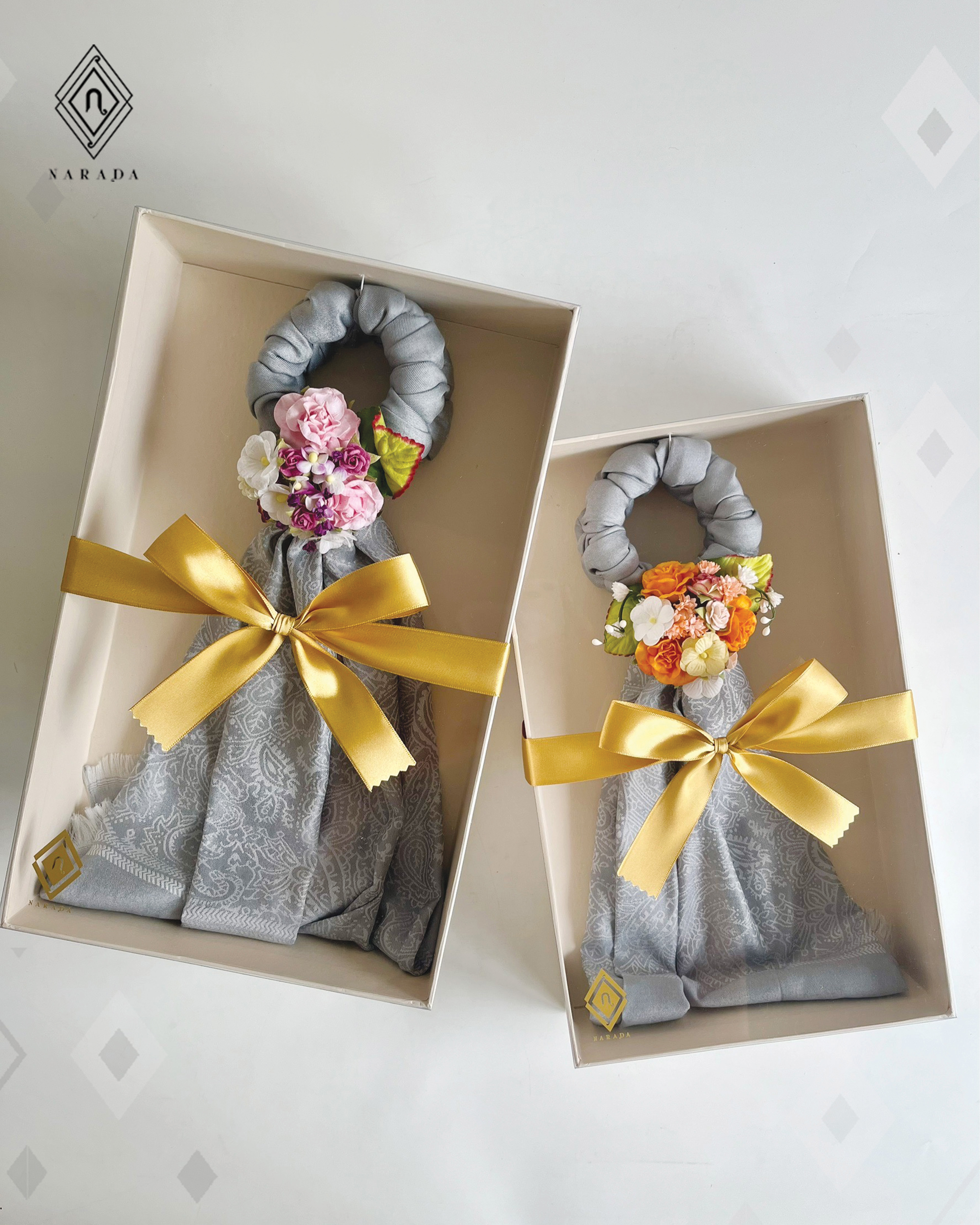 มาลัยผ้าลายไทยดอกไม้ล้อม - MS32