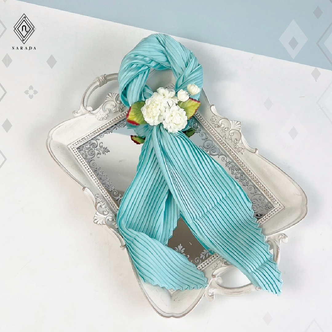 มาลัยวันแม่ มาลัยผ้าอัดพลีทล้อมดอกมะลิ ของขวัญวันแม่ MS12