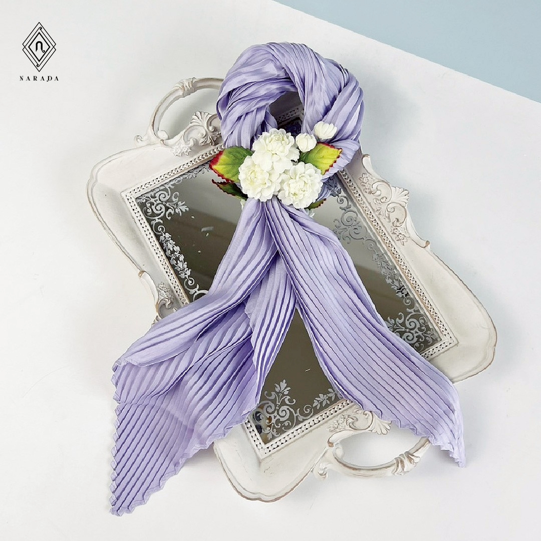 มาลัยวันแม่ มาลัยผ้าอัดพลีทล้อมดอกมะลิ ของขวัญวันแม่ MS12