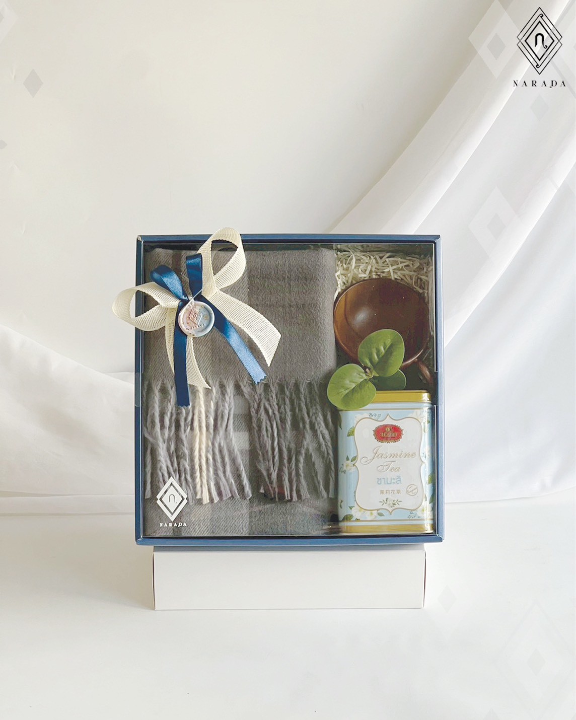 ผ้าแคชมีน่า พร้อมชาและแก้วไม้ - TT182