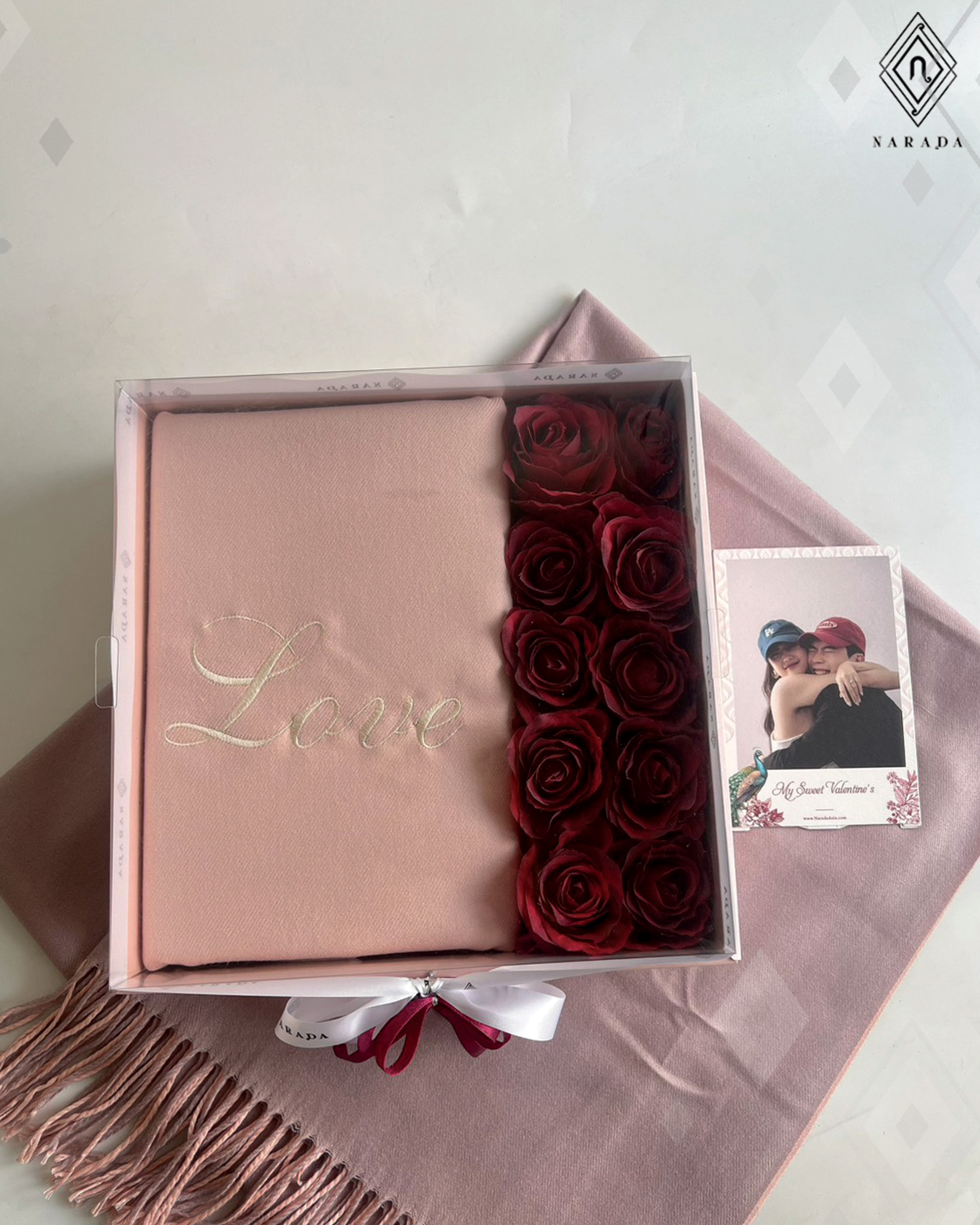 ผ้าพันคอแคชเมียร์ปักชื่อ 2 โทน ของขวัญวาเลนไทน์ - V8