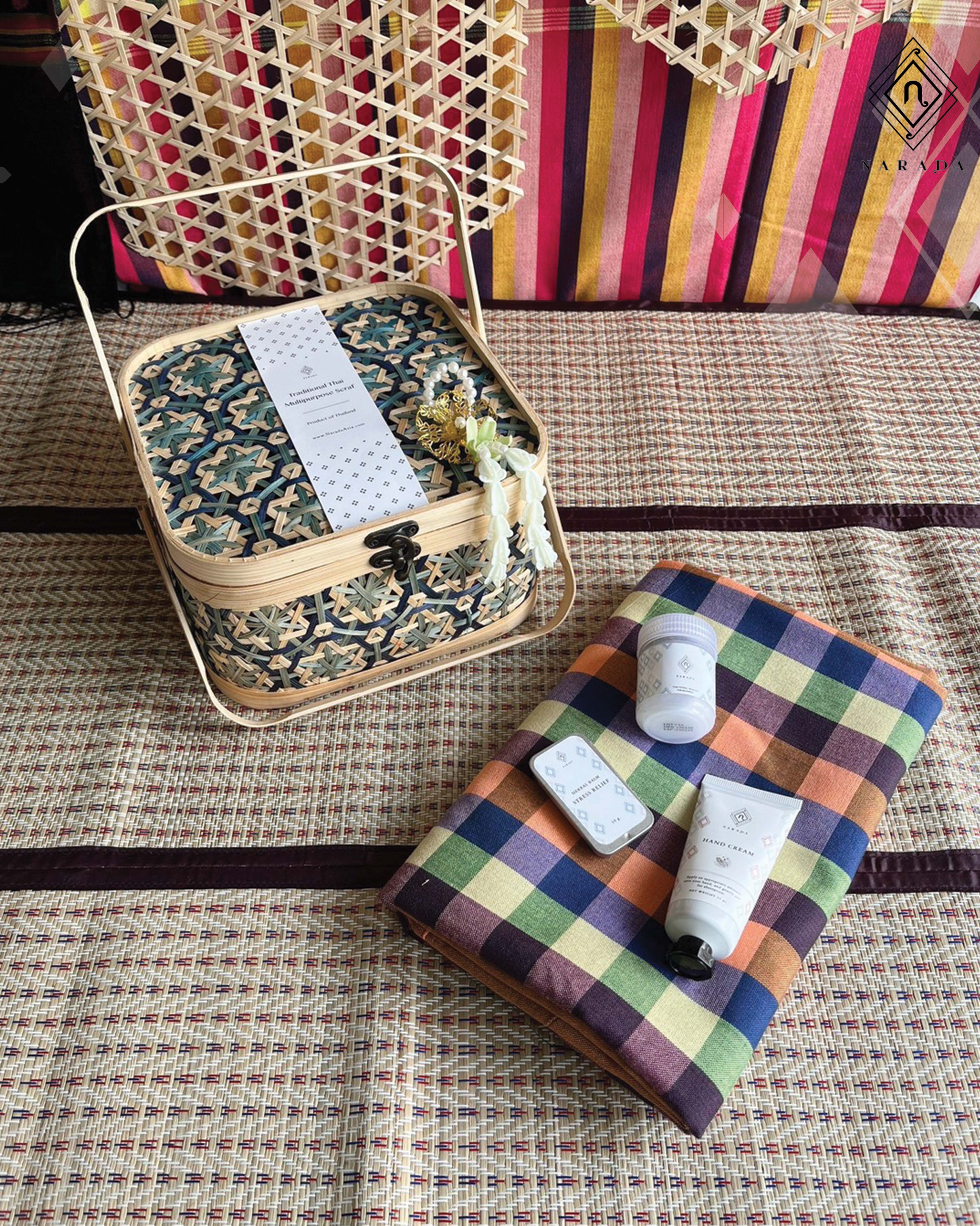 Relaxing Fragrance Set with Mud-Dyed Sarong in a Bento Box - TT219