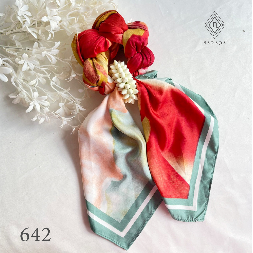 พวงมาลัยวันแม่ ของขวัญวันแม่ พวงมาลัยผ้า MN10