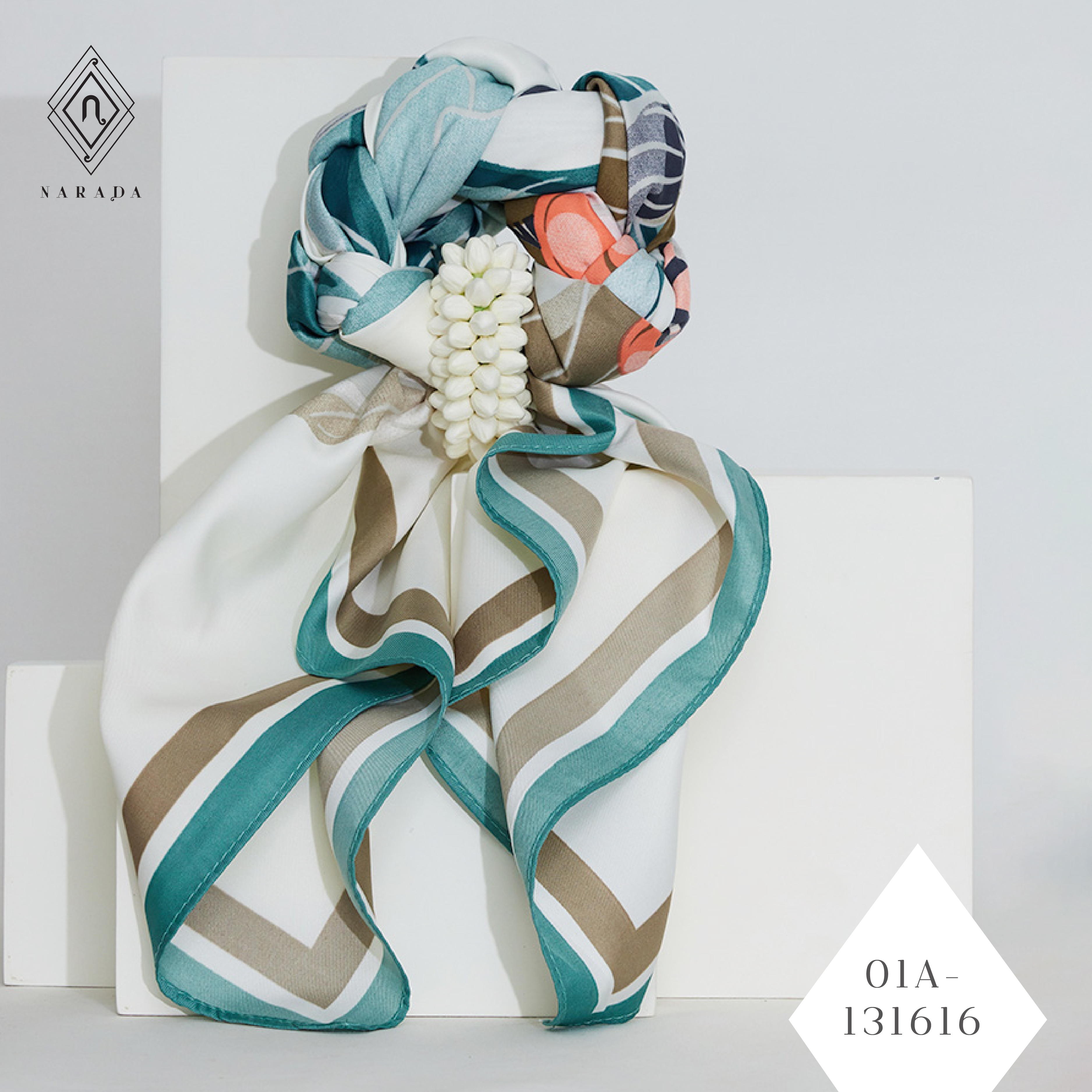 MS11 มาลัยวันแม่ ของขวัญวันแม่ พวงมาลัยผ้าพันคอ พวงมาลัยผ้าคลุมไหล่ พวงมาลัยให้ผู้ใหญ่ ของขวัญให้ผู้ใหญ่