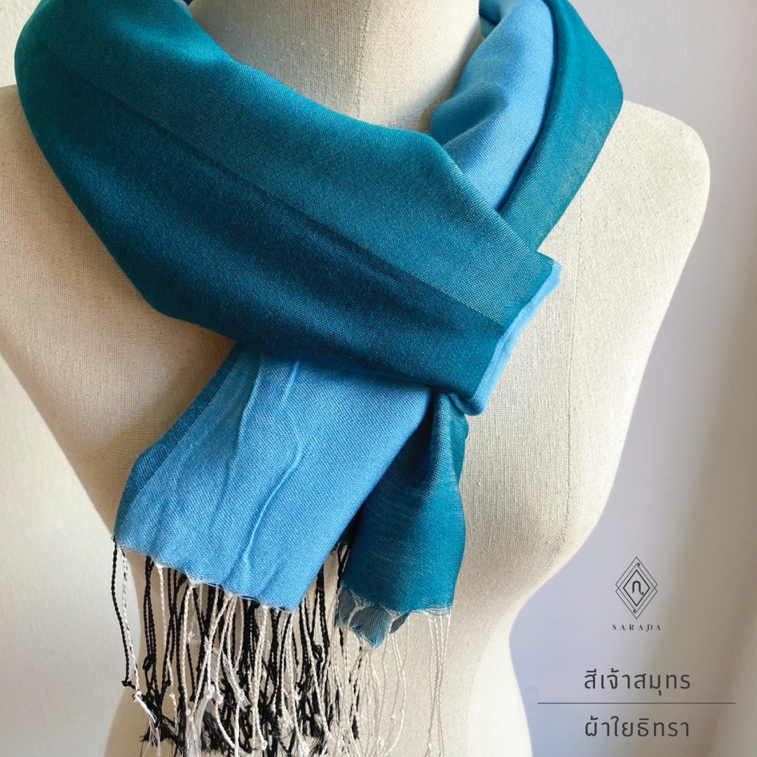 Scarf and Shawl_Titra 4 color : Ocean and Sky